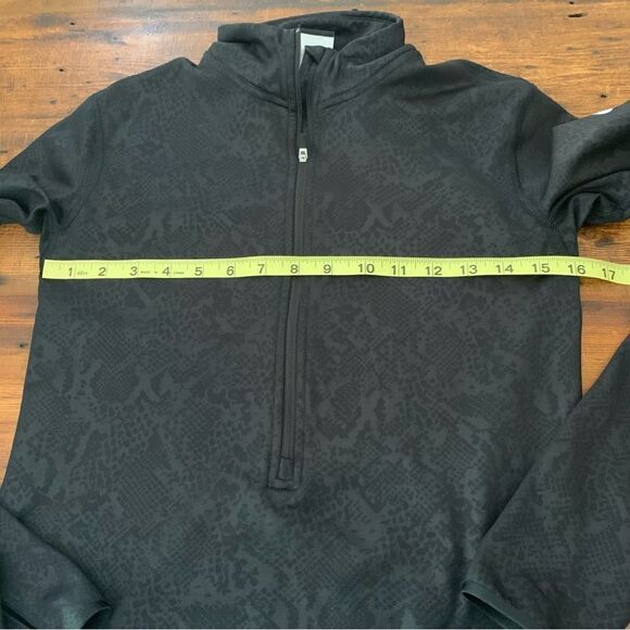NikePro DriFit Black Snakeskin Fleece Lined Pullover Sz M - Picture 4 of 7